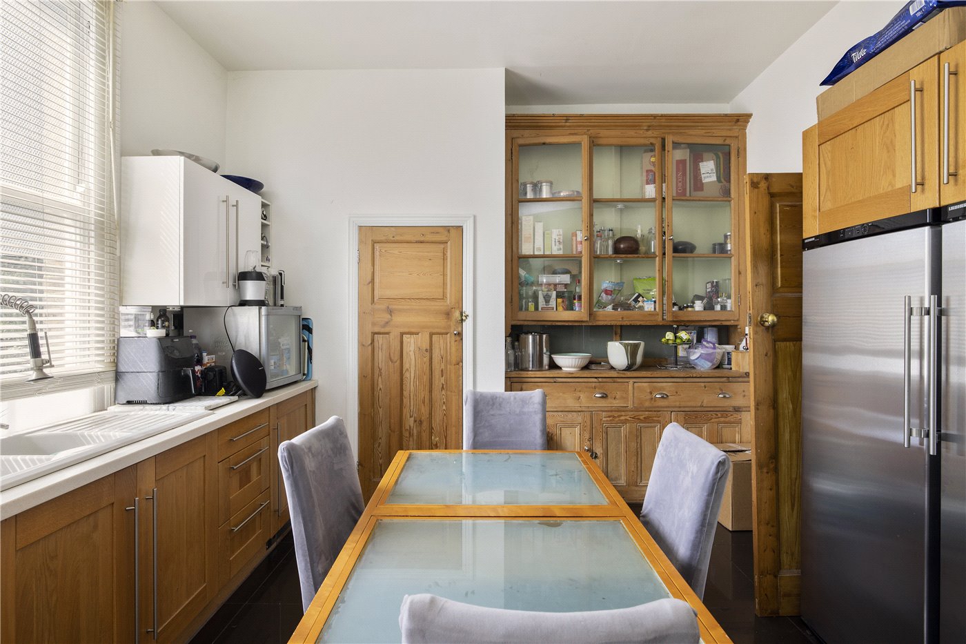 Eat-In Kitchen